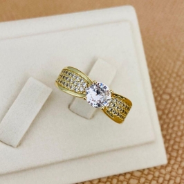 ANEL COM ZIRCONIA CRAVEJADO