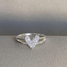 ANEL CORAÇÃO CRAVEJADO