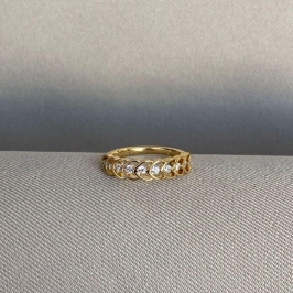 ANEL CORAÇÕES VAZADOS COM ZIRCONIAS