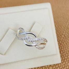 ANEL TRANÇADO LISO E CRAVEJADO