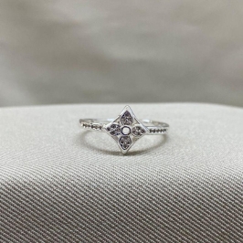 ANEL TREVO CRAVEJADO