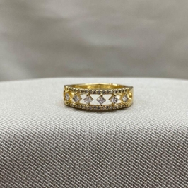 ANEL VAZADO COM ZIRCONIAS