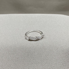 ANEL ZIRCONIA BAGUETE