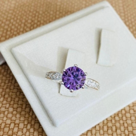 ANEL ZIRCONIA ROXA CRAVEJADA