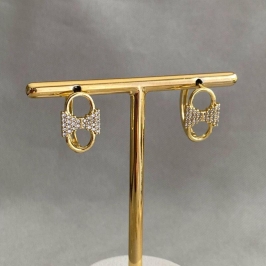 BRINCO ARGOLA COM LAÇO CRAVEJADO