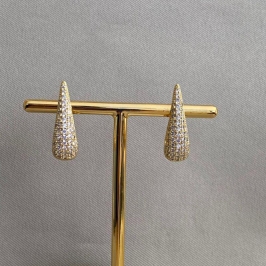 BRINCO ARGOLA COM PONTA CRAVEJADA