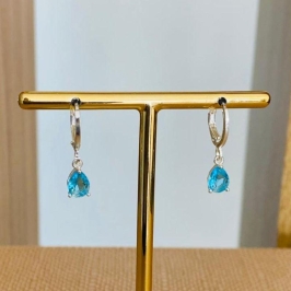 BRINCO ARGOLINHA ARTICULAVEL AZUL CLARO