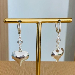 BRINCO ARGOLINHA ARTICULAVEL CORAÇÃO