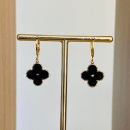 BRINCO ARGOLINHA ARTICULÁVEL TREVO