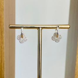 BRINCO ARGOLINHA COM TREVO