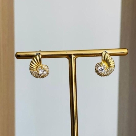 BRINCO CONCHA CRAVEJADO