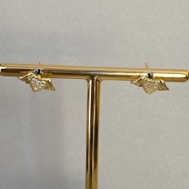 BRINCO CORAÇÃO CRAVEJADO COM ASAS