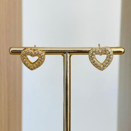 BRINCO CORAÇÃO CRAVEJADO VAZADO