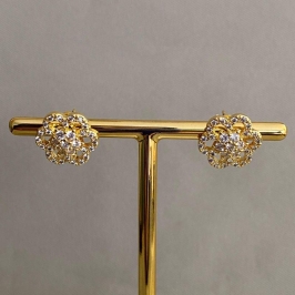 BRINCO FLOR CRAVEJADA