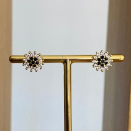 BRINCO FLOR CRAVEJADA