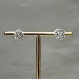 BRINCO FLOR CRAVEJADO