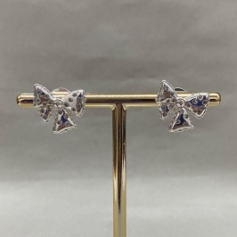 BRINCO LAÇO COM ZIRCONIA