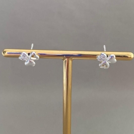 BRINCO TREVO CRAVEJADO