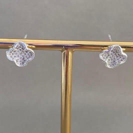 BRINCO TREVO CRAVEJADO