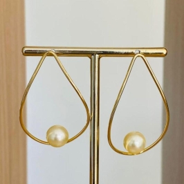 BRINCO VAZADO COM PEROLA