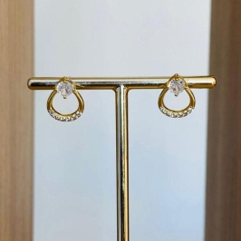 BRINCO VAZADO CRAVEJADO