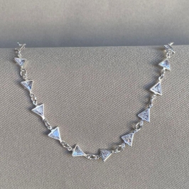 CHOCKER COM ZIRCONIA EM TRIANGULO