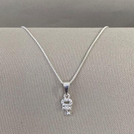 COLAR CHAVE CRAVEJADA