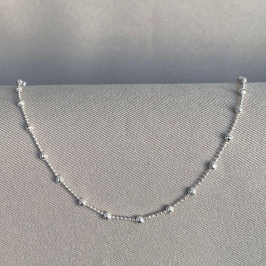 COLAR COM BOLINHAS LONGO