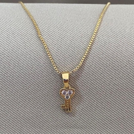 COLAR INFANTIL CHAVE CRAVEJADA