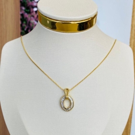 COLAR OVAL COM ZIRCONIAS