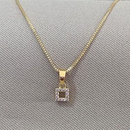 COLAR QUADRADINHO CRAVEJADO