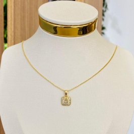 COLAR QUADRADO CRAVEJADO