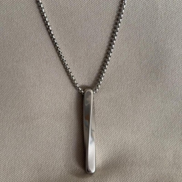 CORRENTE MASCULINA PINGENTE BARRA TORCIDA