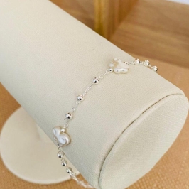 PULSEIRA BORBOLETA DE PEROLA COM BOLINHAS