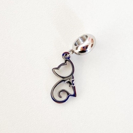 BERLOQUE PENDURICALHO DE GATO VAZADO