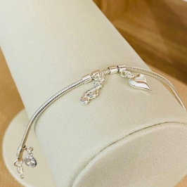 PULSEIRA COM PENDURICALHOS