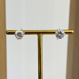 BRINCO PONTO DE LUZ ZIRCONIA