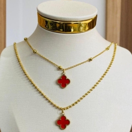 COLAR DUPLO TREVO VERMELHO