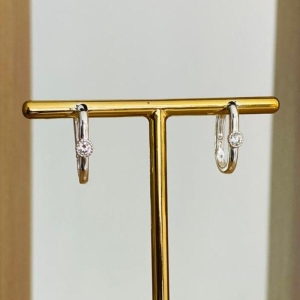 BRINCO ARGOLINHA COM ZIRCONIA