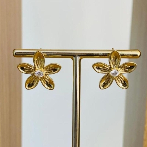 BRINCO FLOR TRABALHADA COM ZIRCONIA