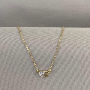 COLAR LETRA E COM CORAÇÃO ZIRCONIA