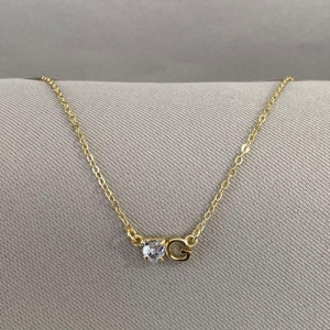 COLAR LETRA G COM CORAÇÃO ZIRCONIA