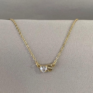 COLAR LETRA S COM CORAÇÃO ZIRCONIA
