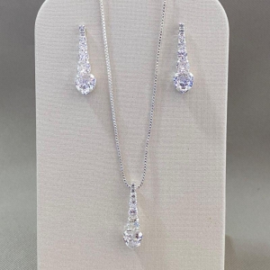 CONJUNTO CORAÇÕES ZIRCONIA