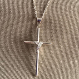 CORRENTE MASCULINA GRUMET COM PING PALITO CRUZ GRANDE