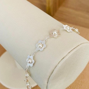 PULSEIRA FLOR COM PEROLA
