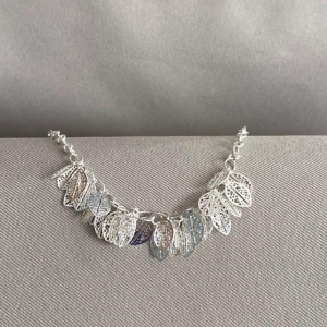 PULSEIRA FOLHAS