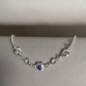 PULSEIRA INFANTIL CORAÇÕES COM ZIRCONIA