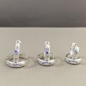 TRIO DE BRINCOS ARGOLINHA COM ESTRELAS