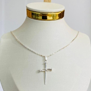 CORRENTE MASCULINA CRUZ